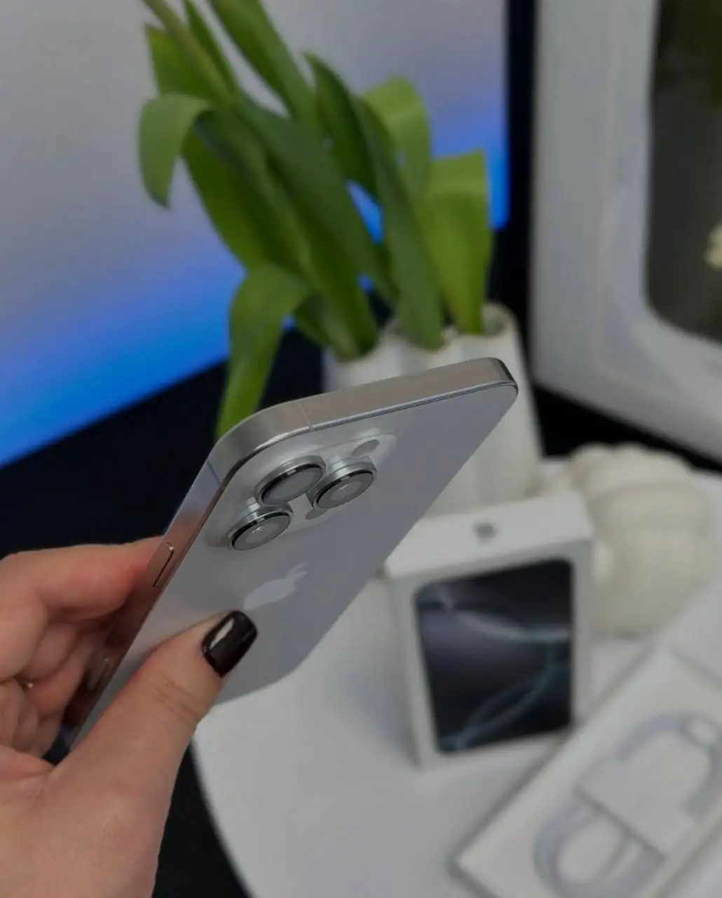 iPhone 16 Pro White Titanium 256Gb - Смартфоны (Электроника) в Воронеж