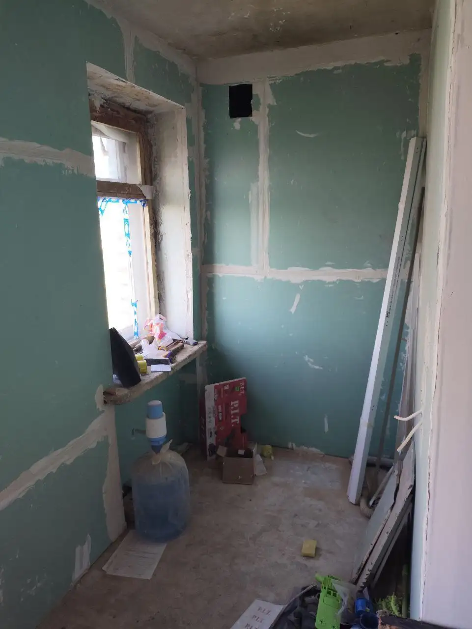 Продажа квартиры-студии в Бердянске - Квартиры (Недвижимость) в Бердянск