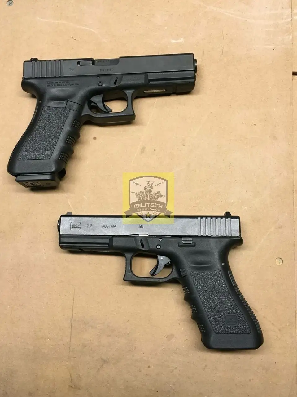 Травматический пистолет Glock 22 с комплектацией - Барахолка в Москва