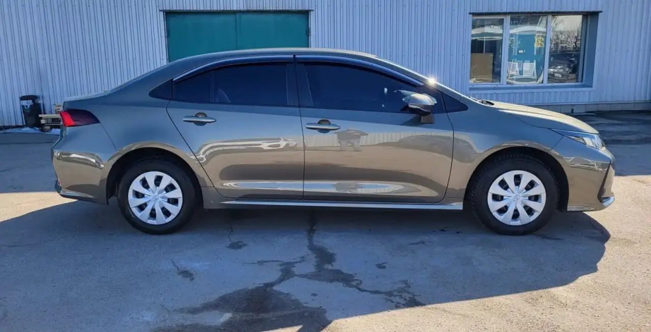 Toyota Corolla 2021 (XII поколение, Live) седан - Легковые автомобили (Авто) в Москва