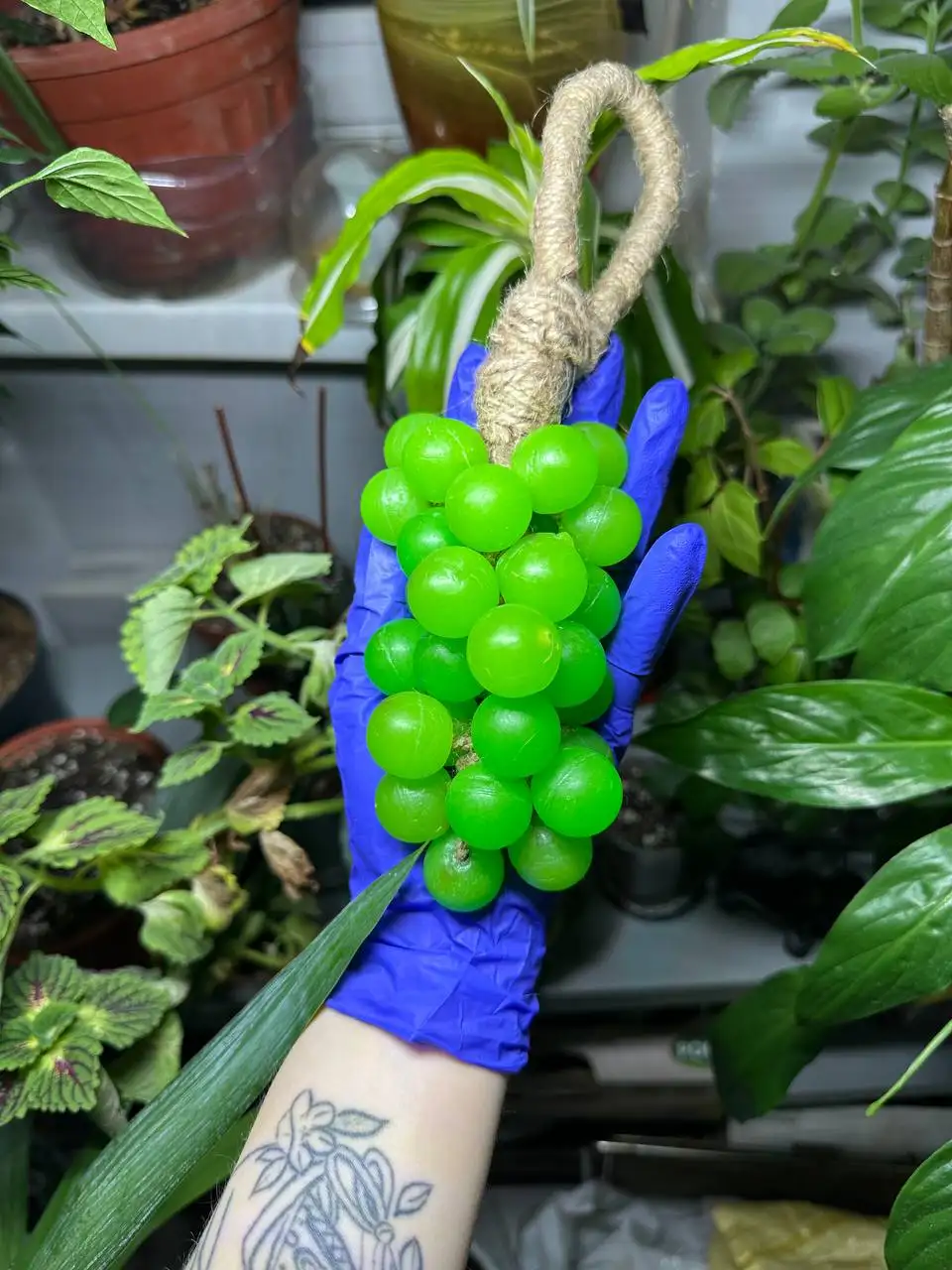 Мыло ручной работы в виде виноградной грозди - Мыло ручное (Красота и здоровье) в Москва