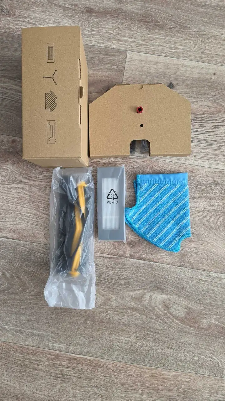 Робот-пылесос ECOVACS DEEBOT OZMO 900 White с расходниками - Роботы-пылесосы (Электроника) в Москва