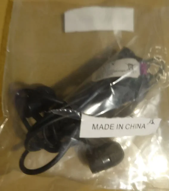 Наушники SONY Xperia XA2 Ultra Dual новые - VR-очки в Москва