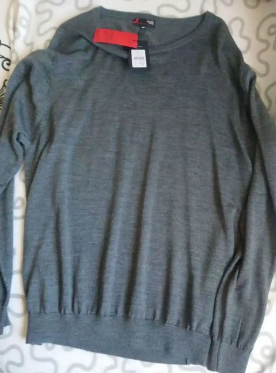Мужской полувер тонкий новый с биркой - Мужская одежда (Одежда) в Москва