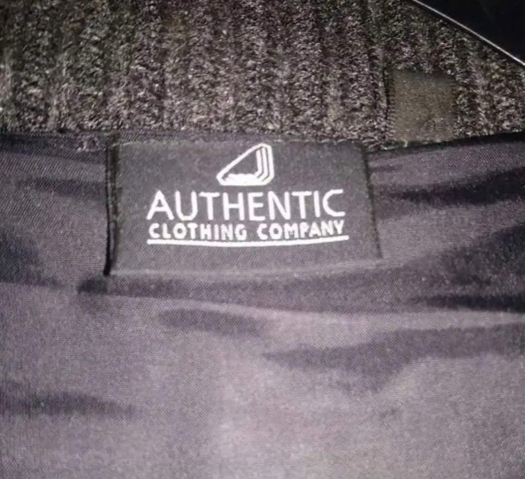 Мужской утепленный полувер серого цвета - Верхняя одежда (Одежда) в Москва