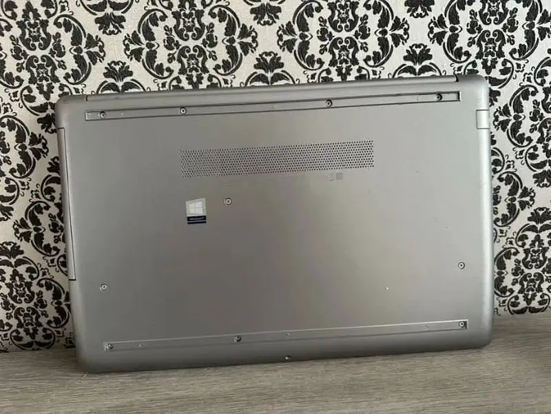 Ноутбук HP 250 G7 - Ноутбуки (Электроника) в Москва