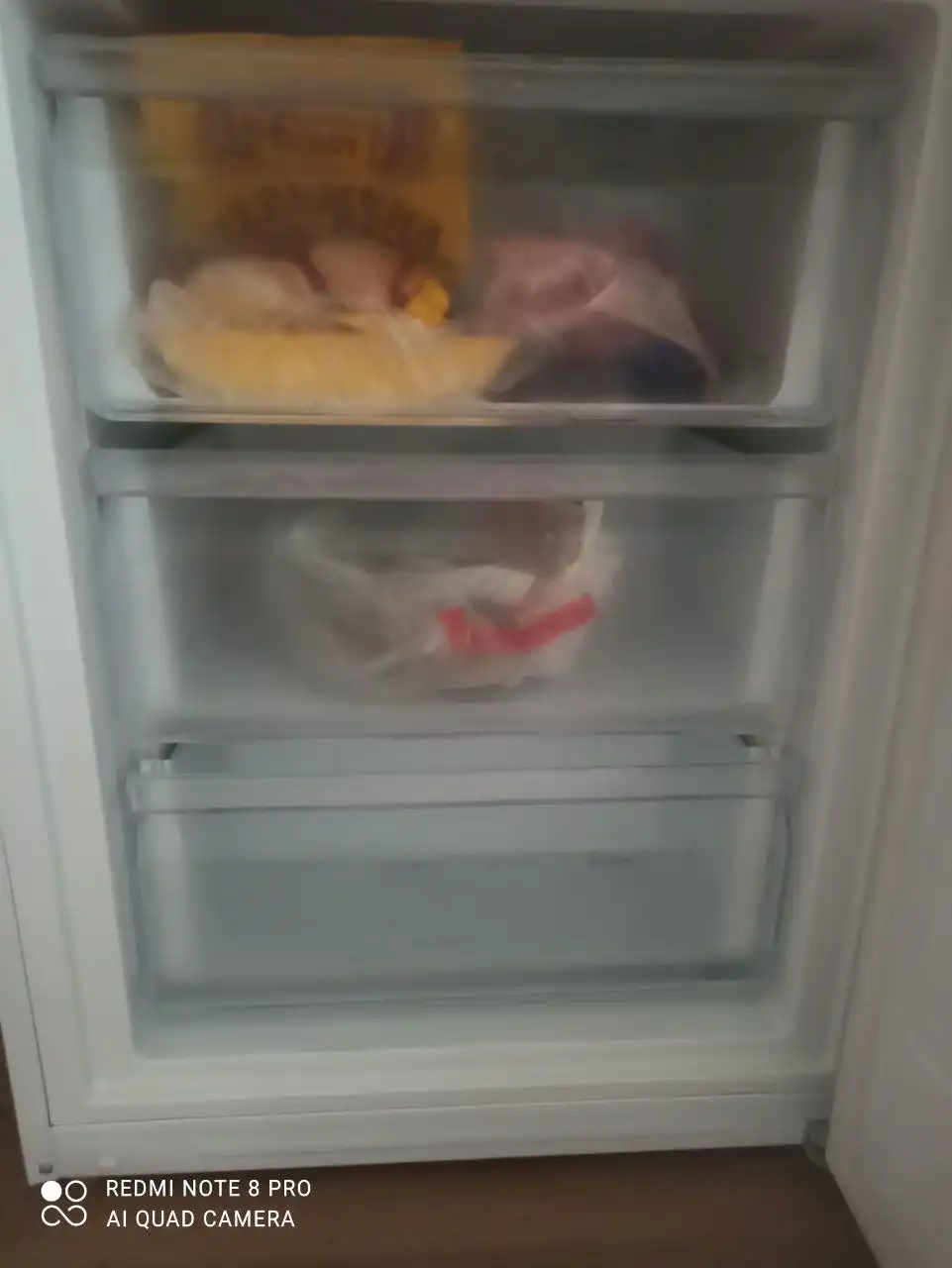 Продам холодильник