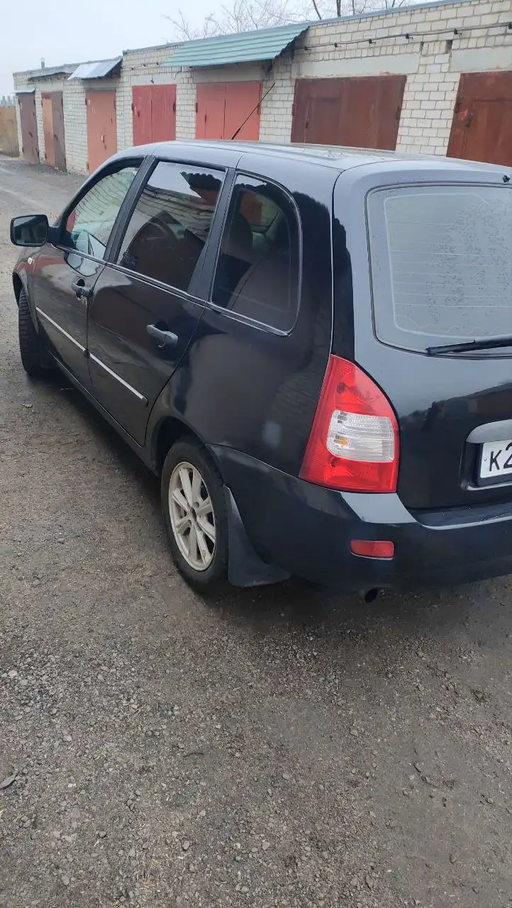 Продажа Лада Калина 2012 года комплектация Люкс