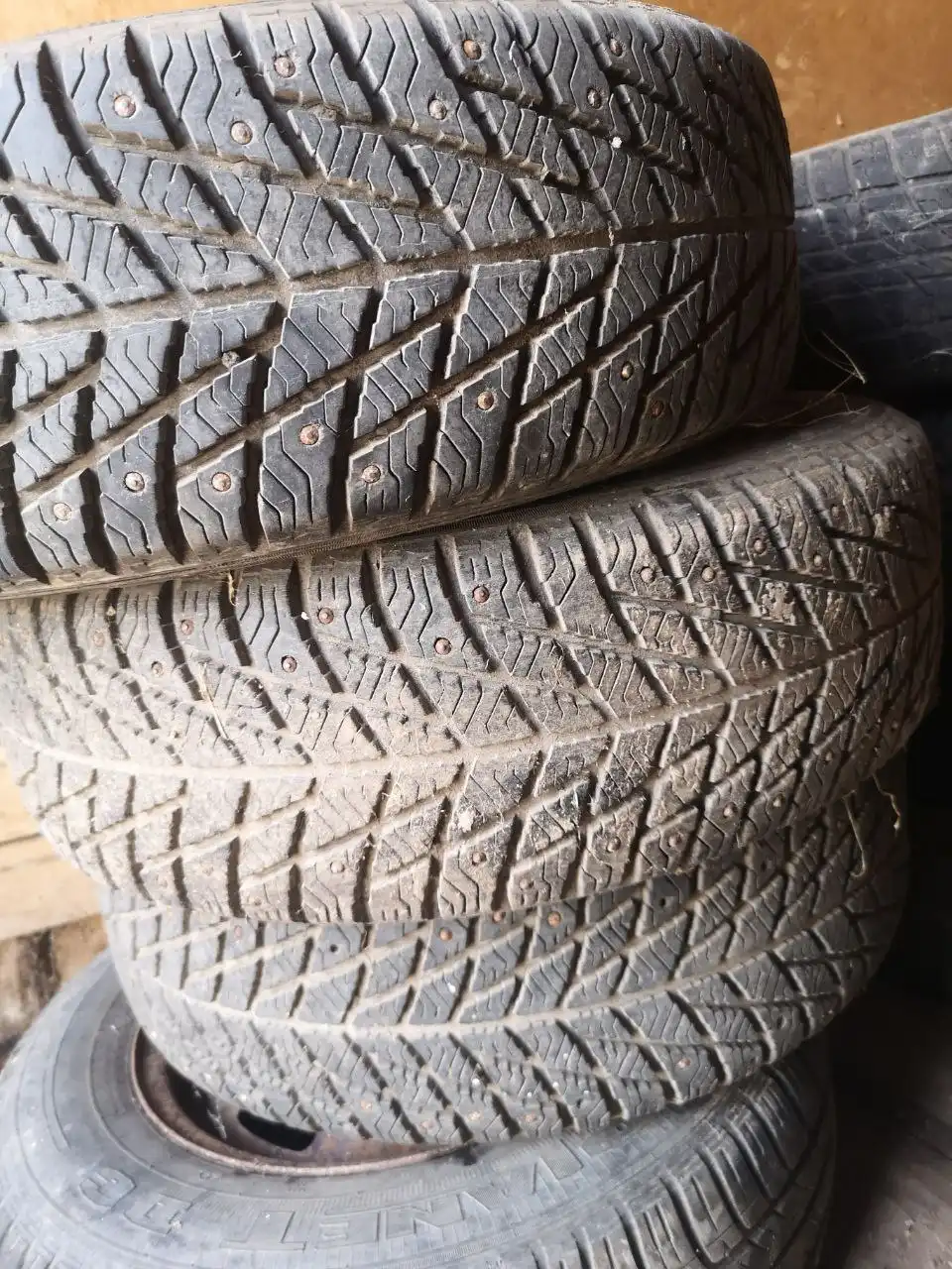 Продажа резины для ВАЗ 2106