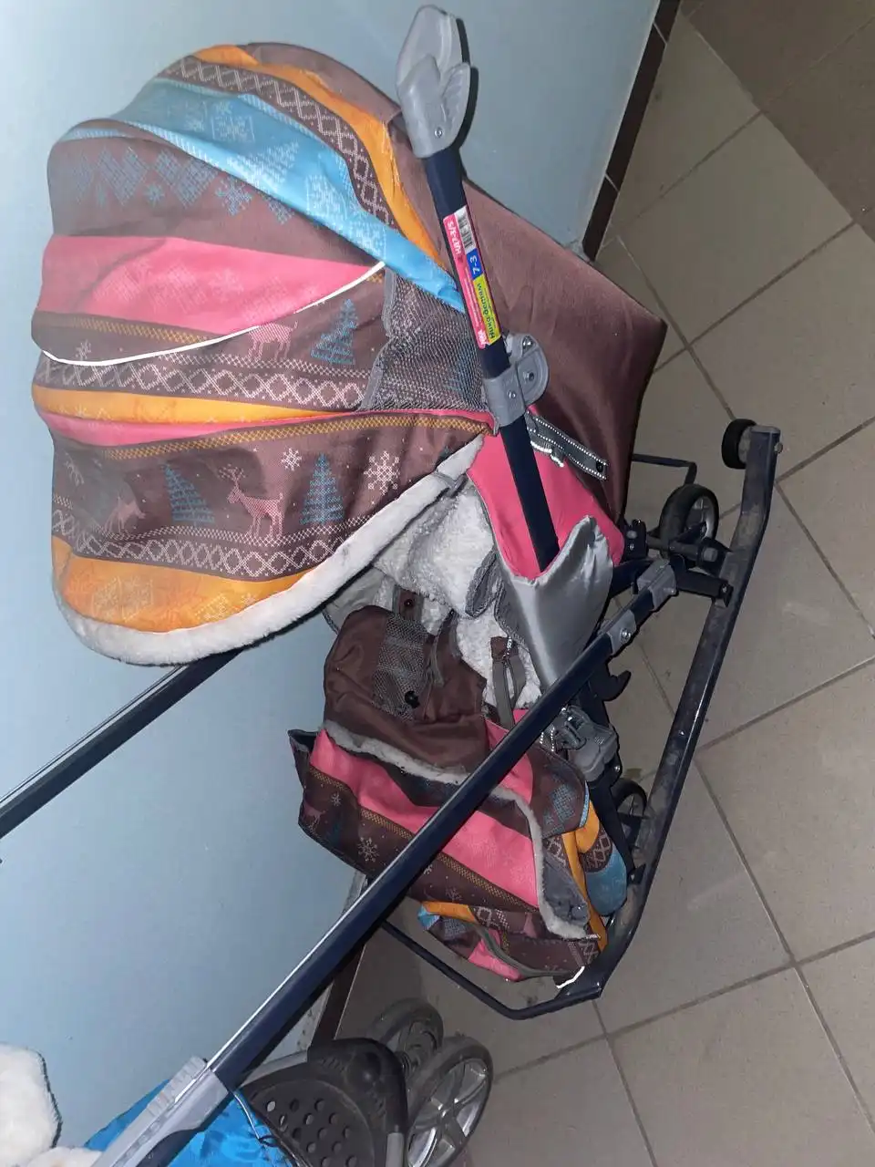 Продажа двух детских колясок: прогулочной и зимних санок
