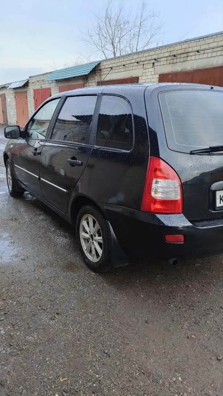 Продажа Лада Калина 2012 года, комплектация Люкс