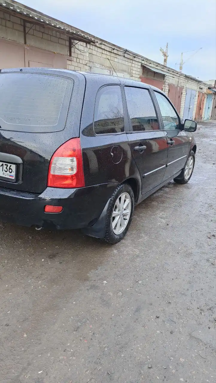 Продажа Лада Калина 2012 года, комплектация Люкс