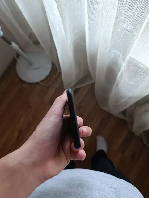 Продам айфон 7 на 128 в идеале 100% акб - частное объявление в Воронеж