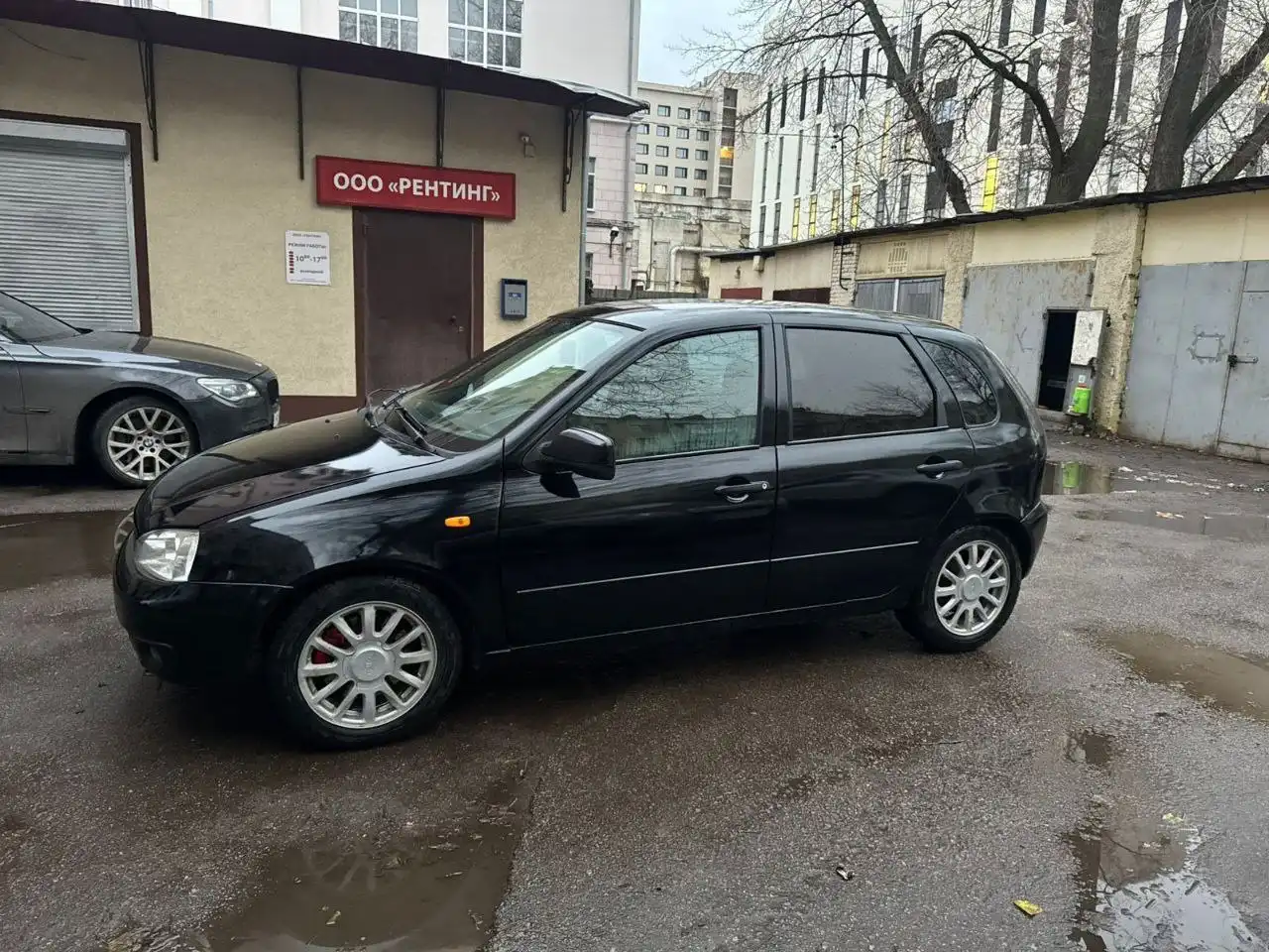 Продам автомобиль Лада Калина 2010 года в хорошем состоянии