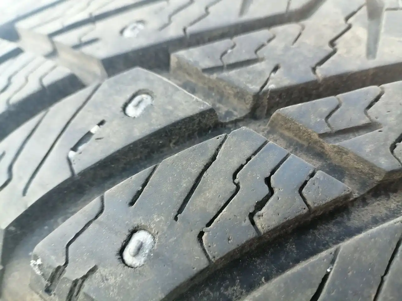 Штампы 14, конец 23 года, отъездили пол сезона - Шины и диски (Запчасти) в Воронеж