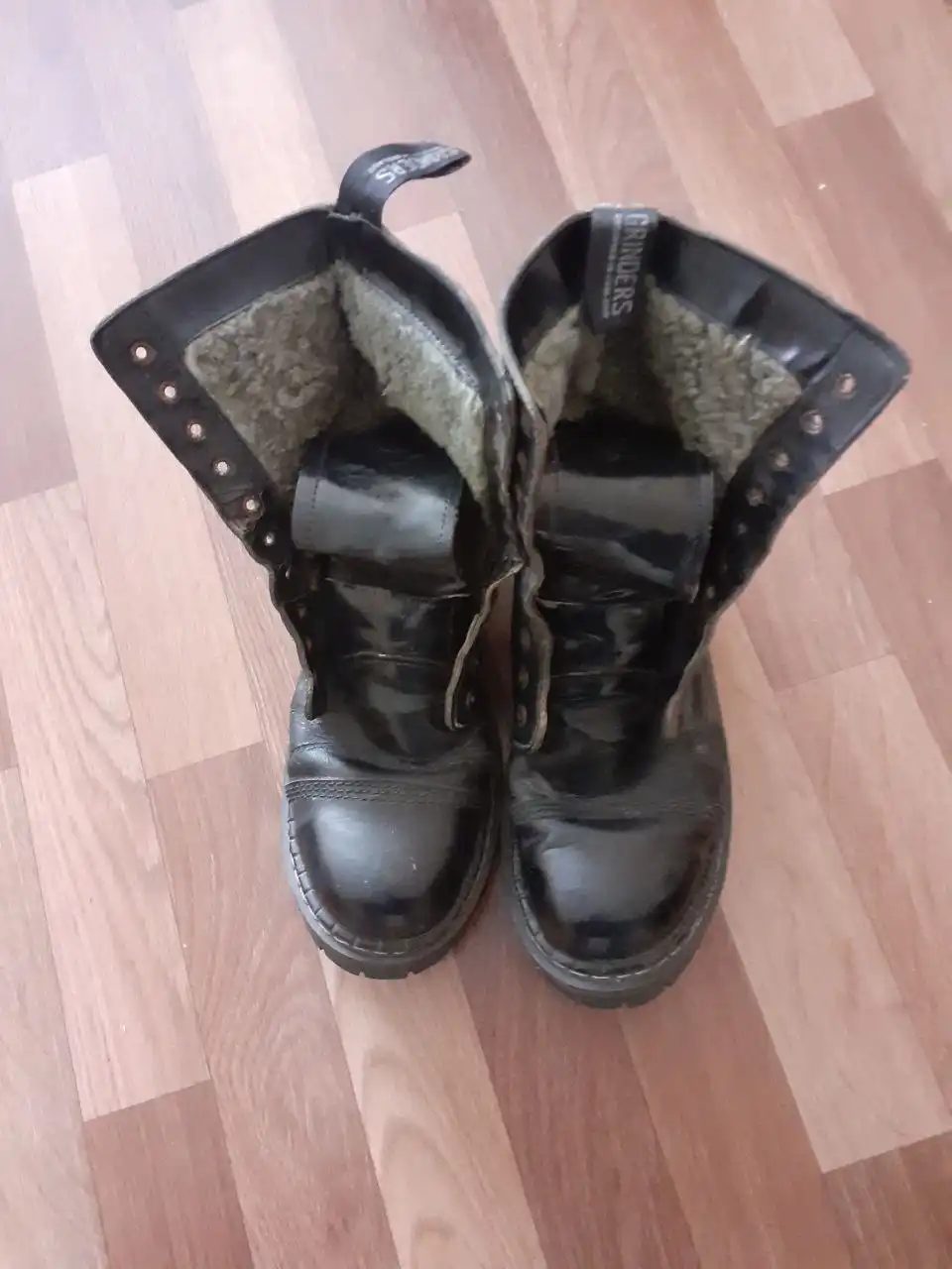 Продам гриндерсы 43 размера - Обувь (Одежда) в Воронеж