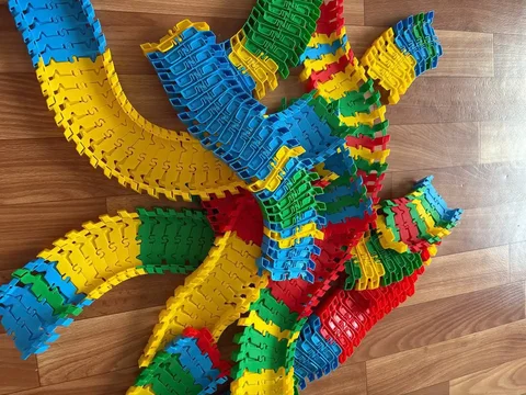 Автомобильный трек с машинками - Игрушки в Воронеж