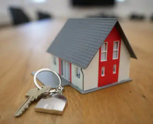 Требуются подсобники, плиточники, сантехники для ремонта частного дома в Москве - Строительство (Работа) в Москва