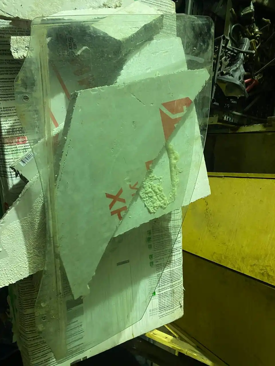 Стекло Kia переднее пассажирское - Стекла (Запчасти) в Тольятти