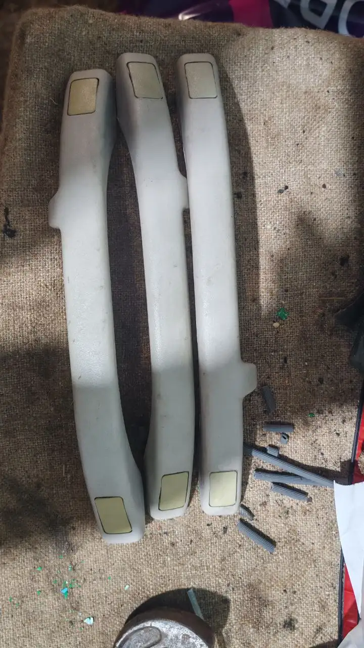 Продажа потолка на седан в Тольятти - Кузовные элементы (Запчасти) в Тольятти