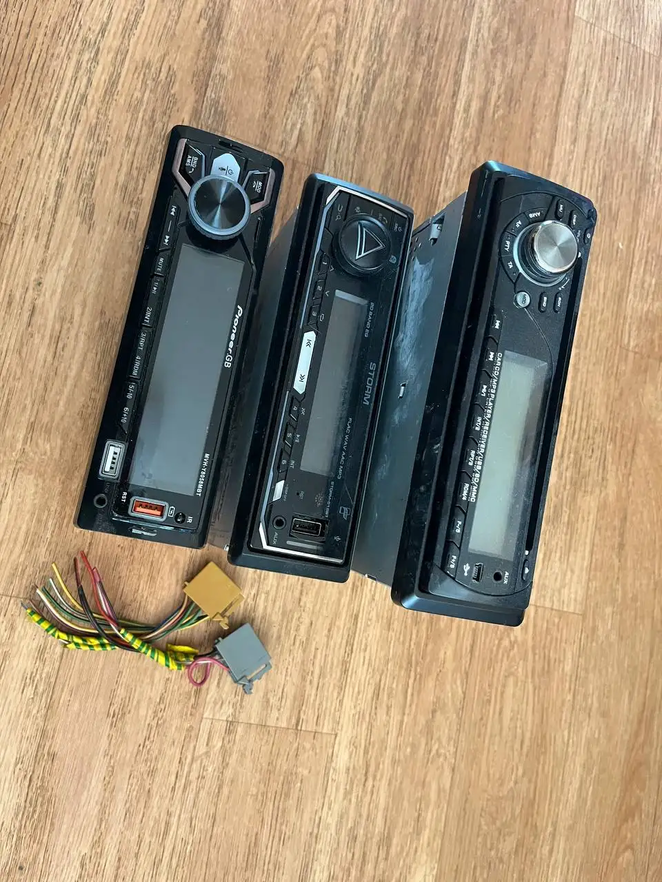 Продажа автомобильных динамиков и магнитол - Аудио (Авто) в Тольятти