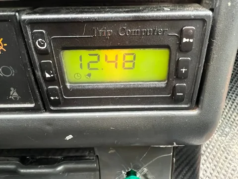 Автомобиль на запчасти - Фотографии в Тольятти