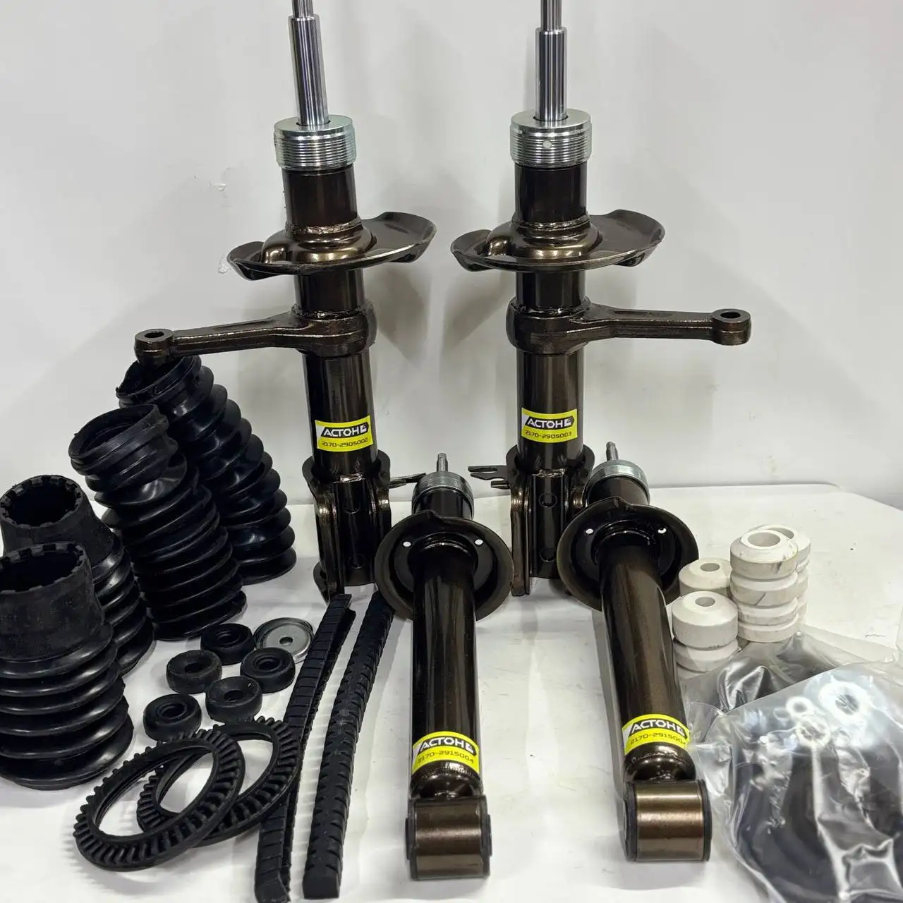 Продажа автозапчастей: фары, стойки, рейка - Автозапчасти (Запчасти) в Тольятти