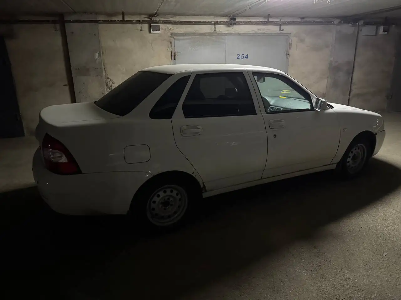 Продам приору 2010 года с кондиционером - Легковые автомобили (Авто) в Тольятти