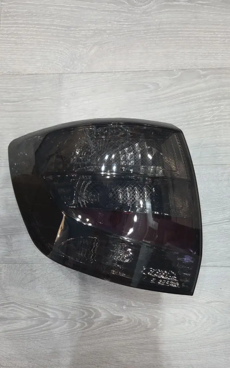 Продам задние фары Гранта - Автосвет (Запчасти) в Тольятти