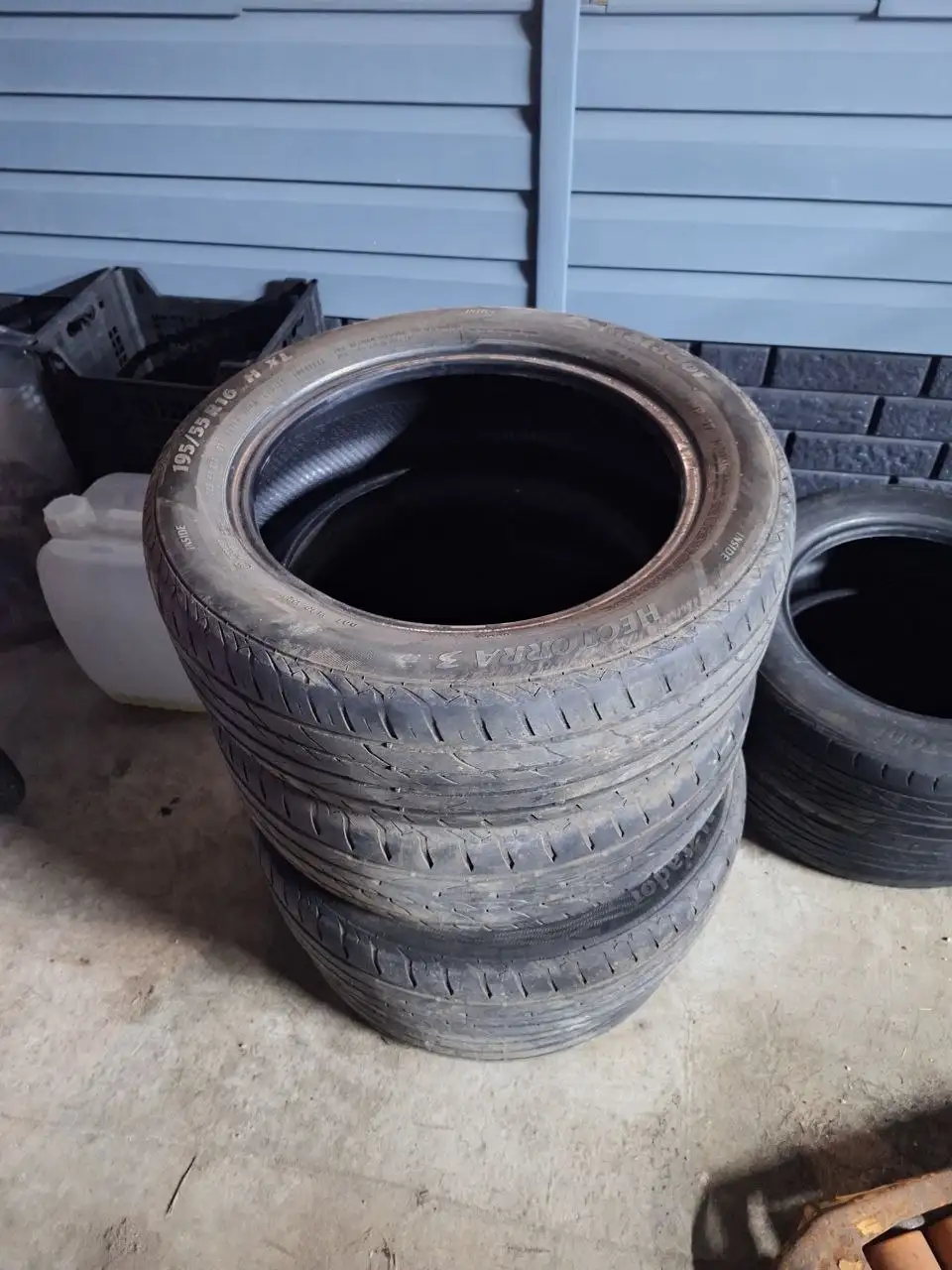 Комплект шин на сезон-два - Шины и диски (Авто) в Тольятти