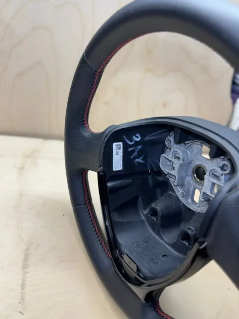 Руль Приора 2 перешитый в отличном состоянии - Шины в Тольятти