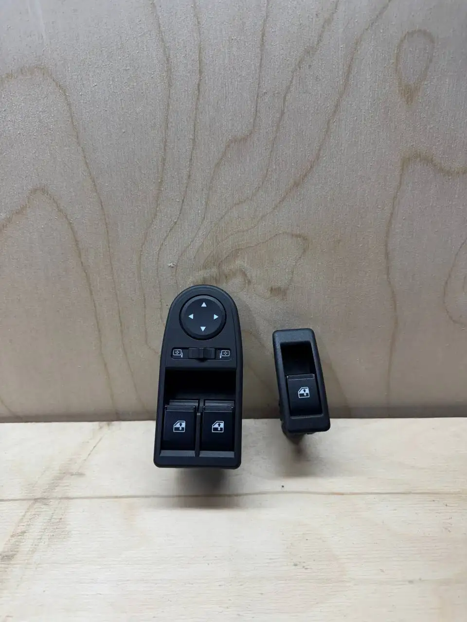 Автомобильные запчасти и аксессуары - Запчасти в Тольятти