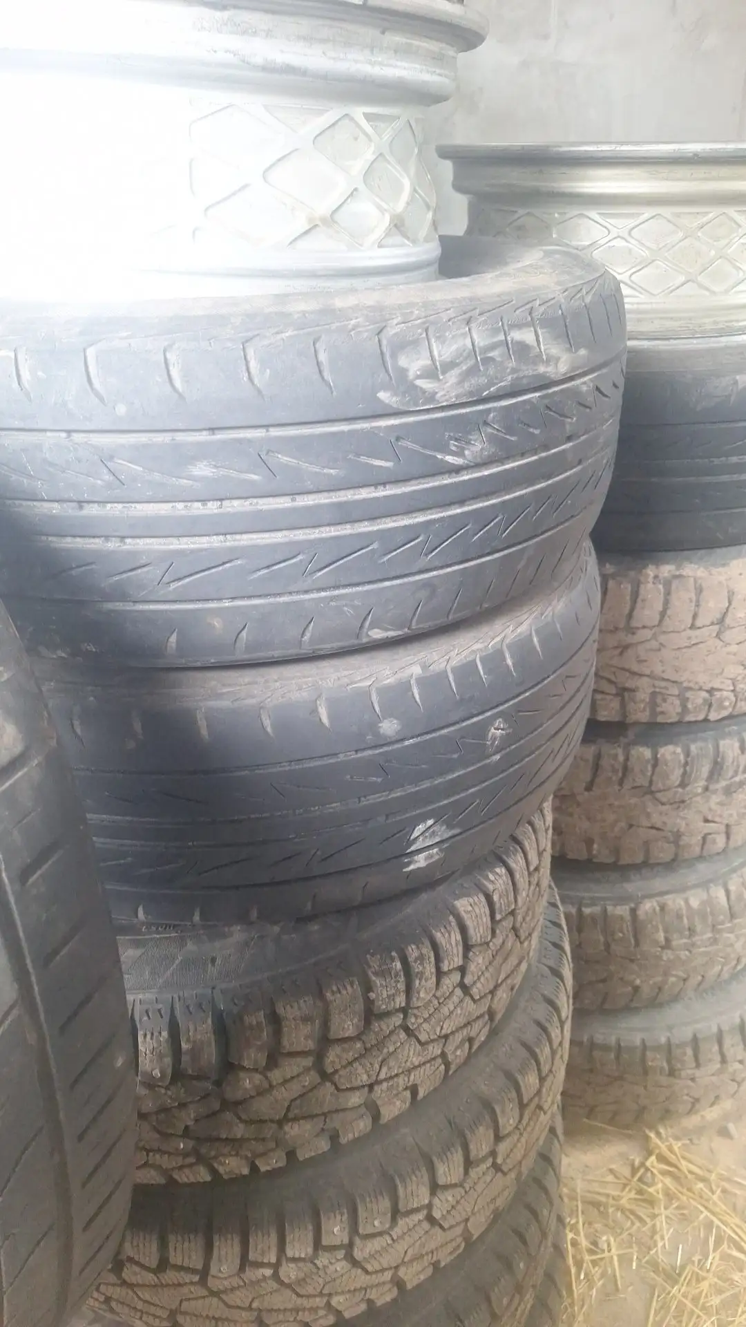 Два автомобильных аккумулятора - Аккумуляторы (Запчасти) в Тольятти