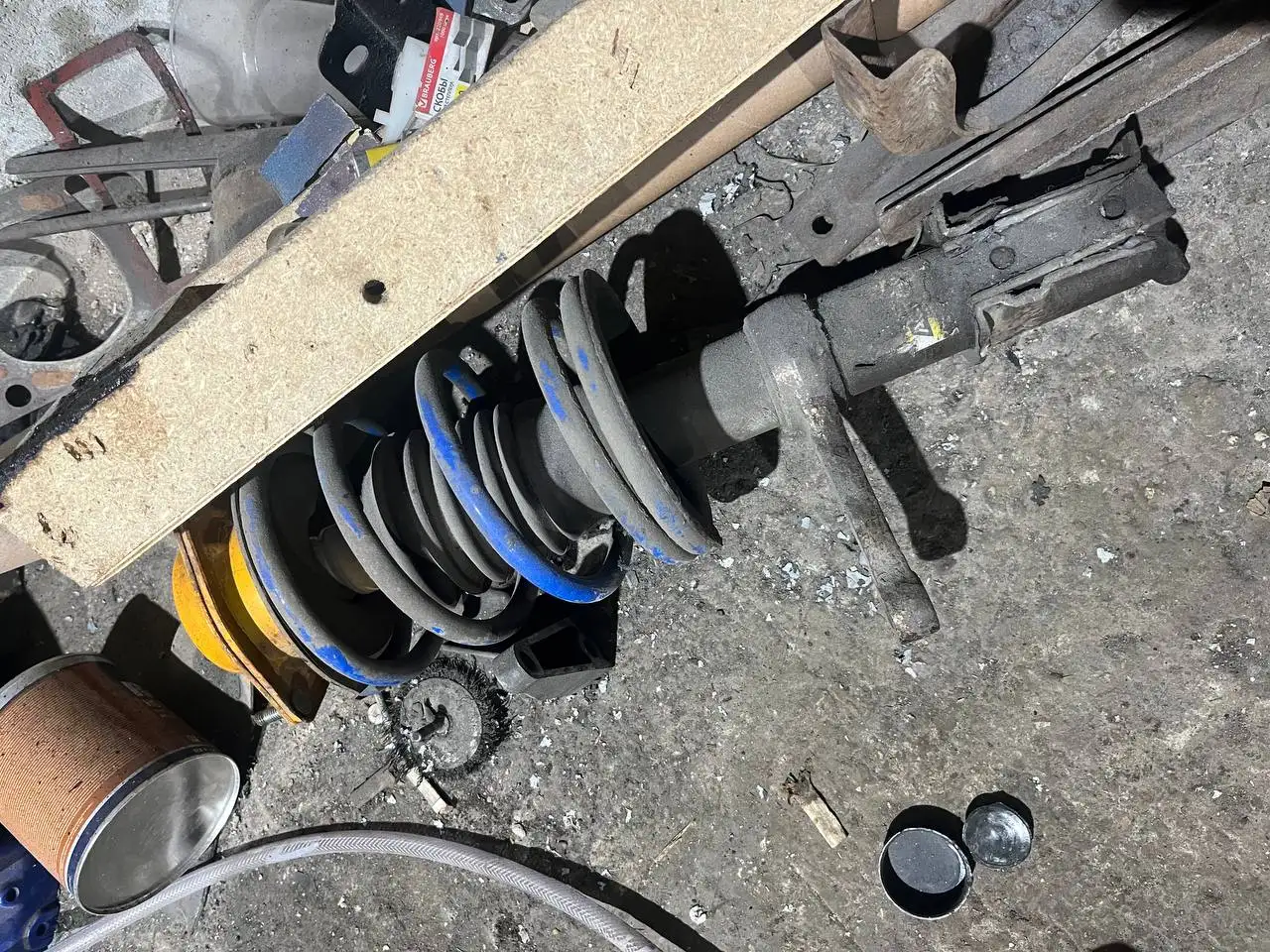 Стойки для автомобиля - Запчасти (Авто) в Тольятти