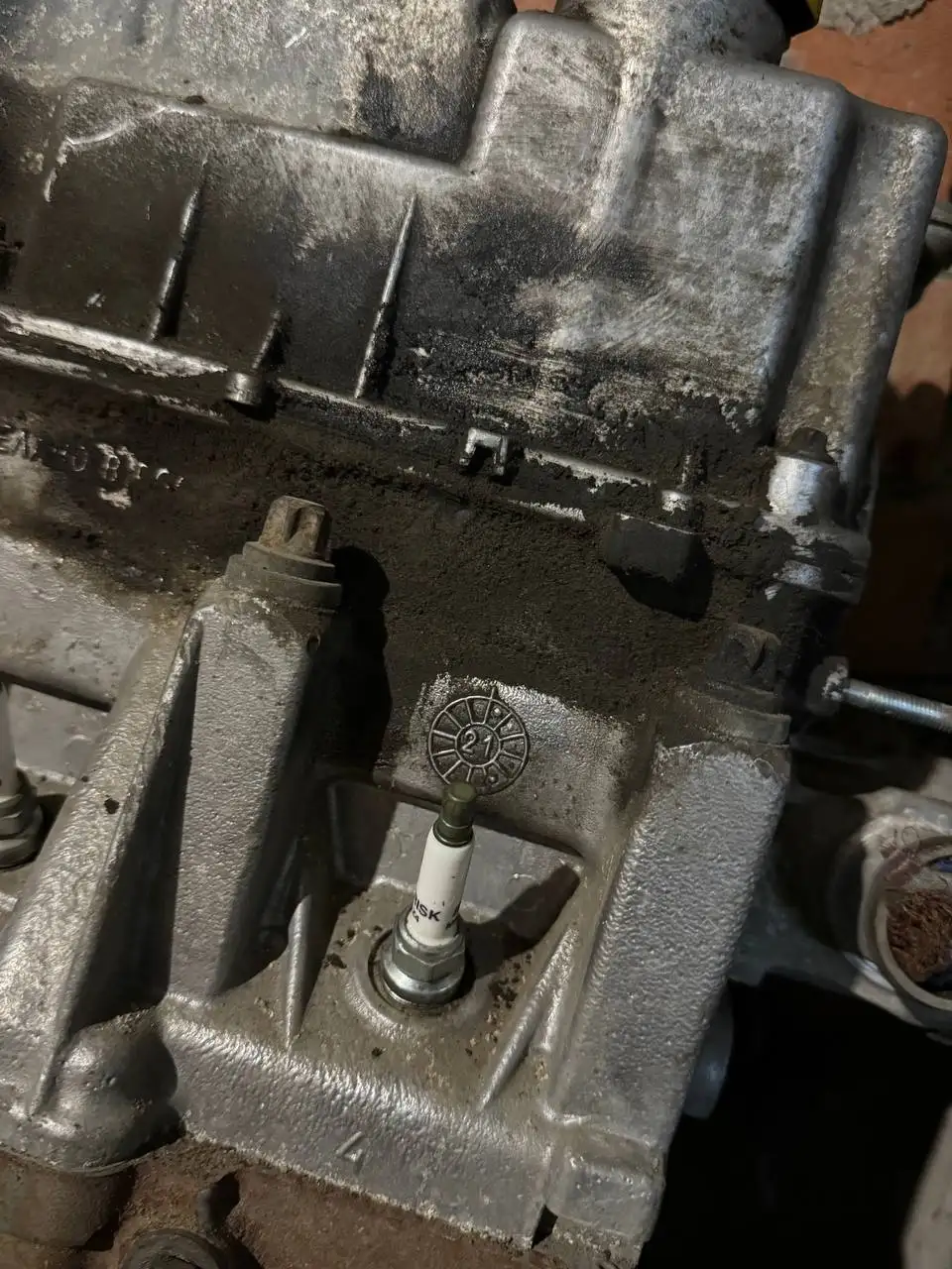 Двигатель от Гранты 11182 - Двигатели (Запчасти) в Тольятти