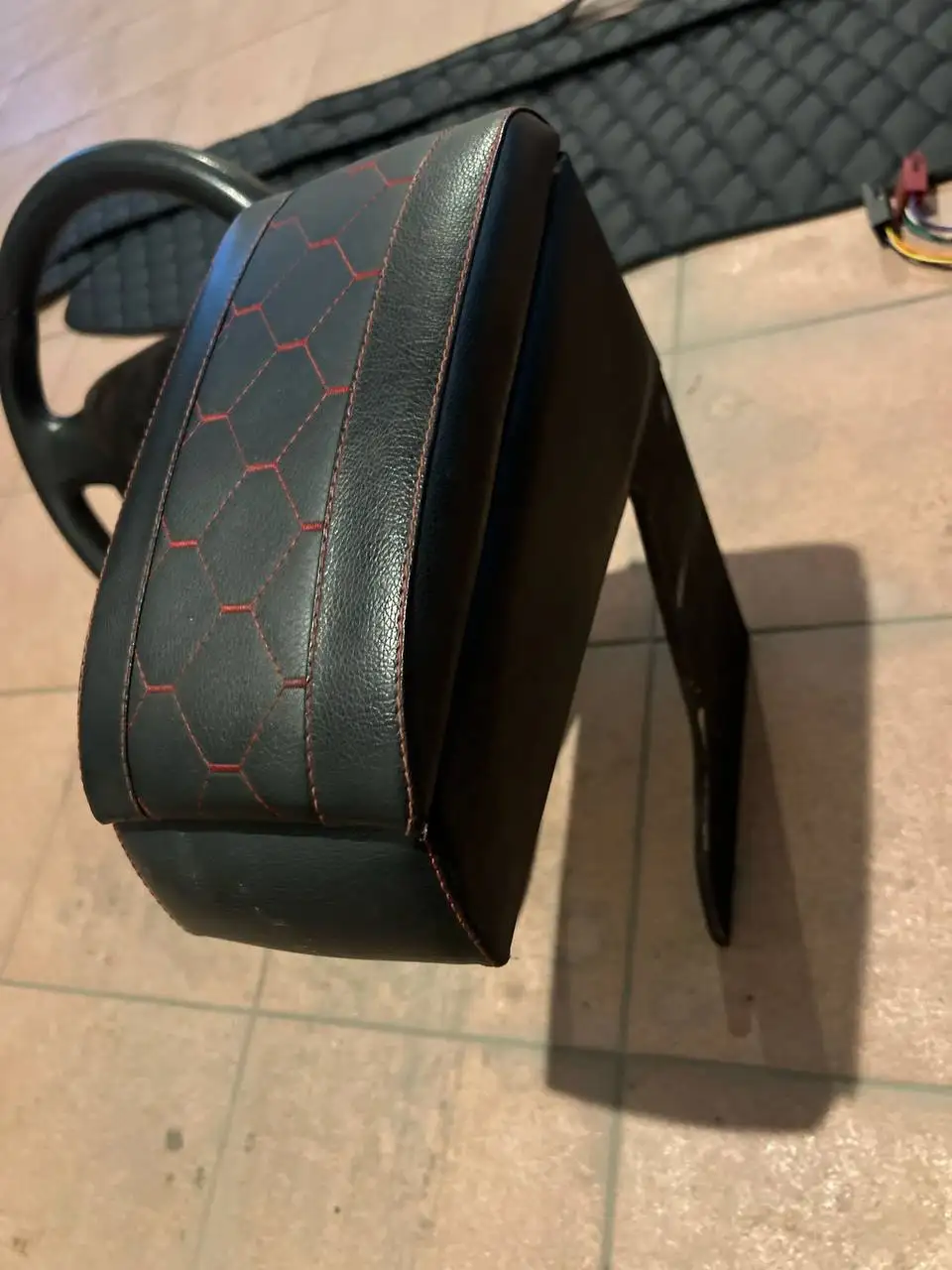 Подлокотник для авто - Аксессуары (Авто) в Тольятти