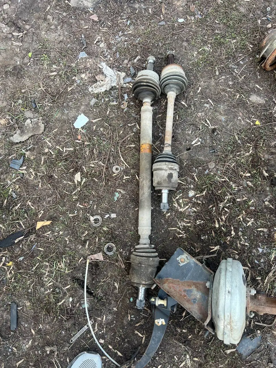 Запчасти для автомобиля: стойки, привод, вакуум, стартер - Запчасти в Тольятти