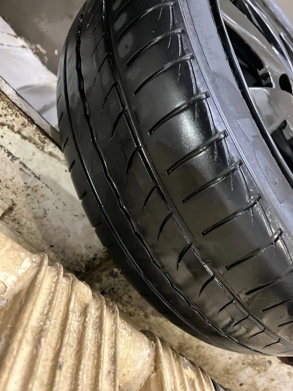 Литые диски Black Edition R15 в сборе с резиной Pirelli 185/55 R15 2020 год - Запчасти (Авто) в Тольятти