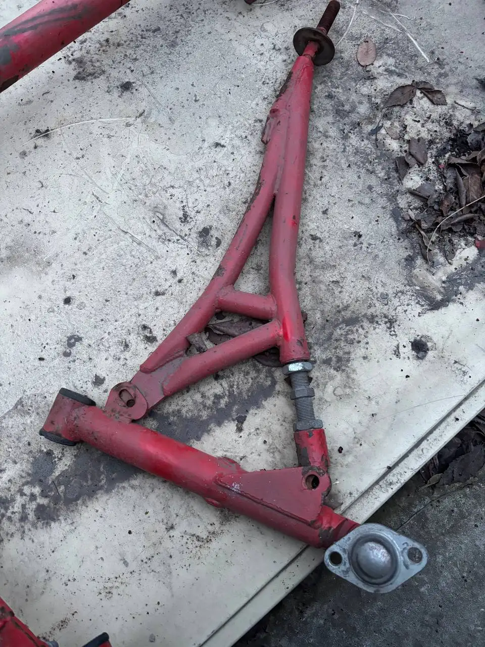 Продажа треугольных рычагов с поперечиной для переднего привода - Подвеска (Запчасти) в Тольятти