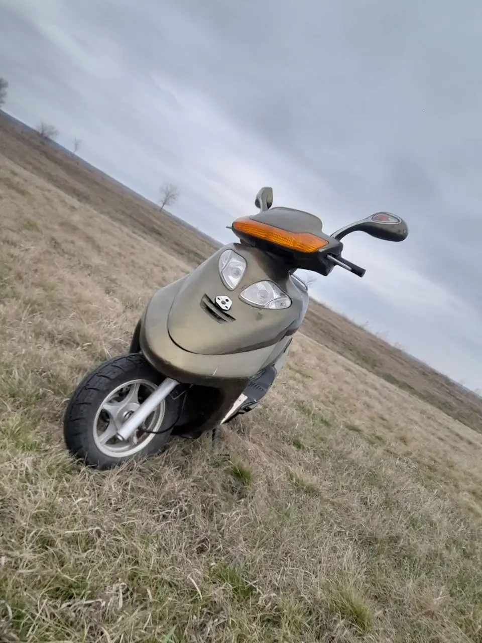 Продам скутер 50 кубов - Мотоциклы и скутеры (Авто) в Тольятти