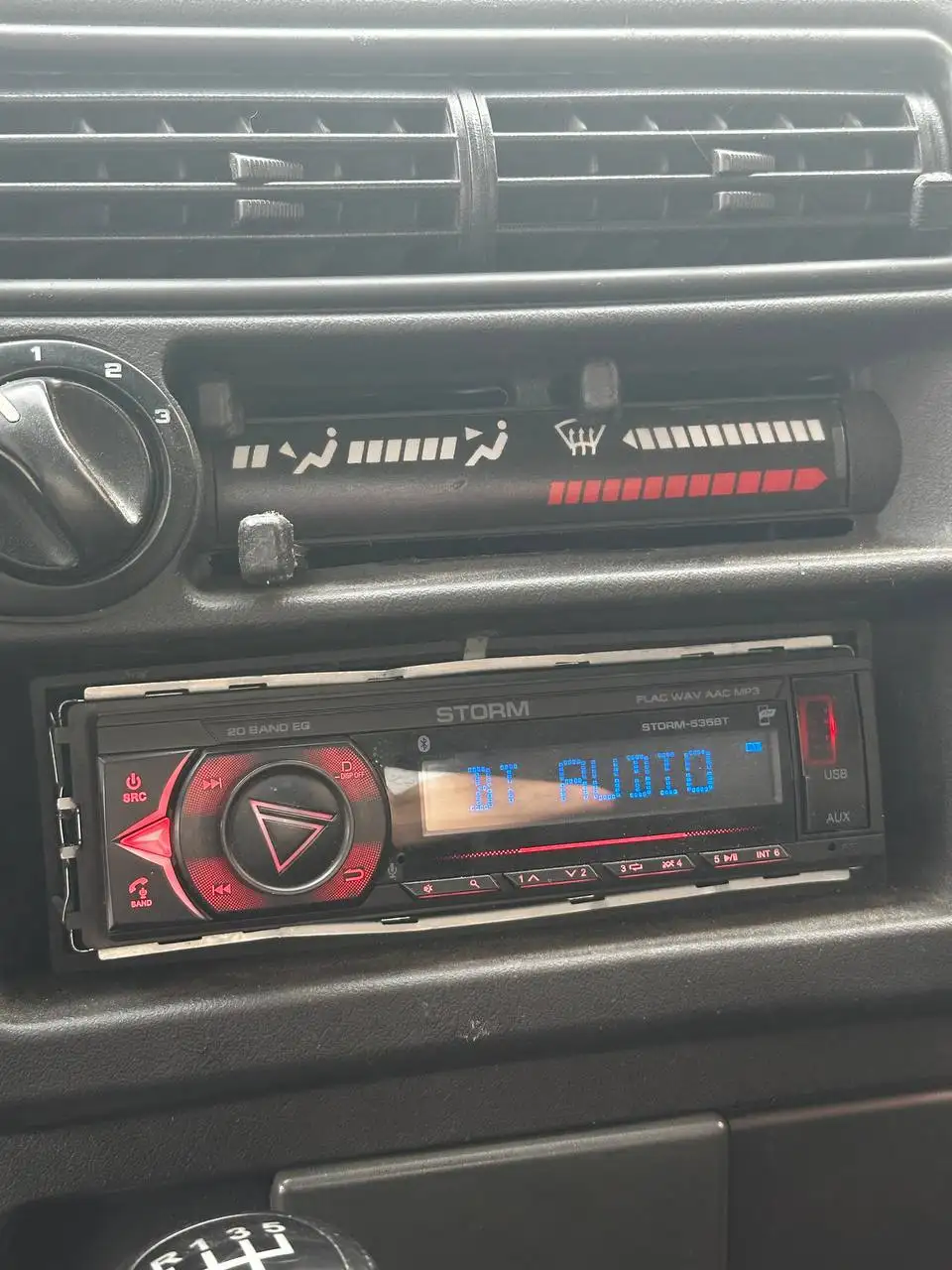 Продаю автомагнитолу с Bluetooth - Автоэлектроника и аксессуары (Авто) в Тольятти