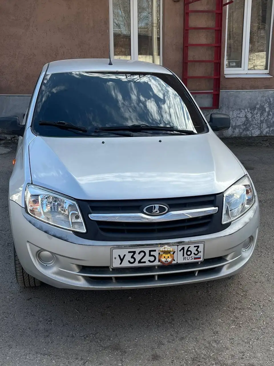 Бампер Гранта оригинал - Запчасти и аксессуары для авто (Авто) в Тольятти