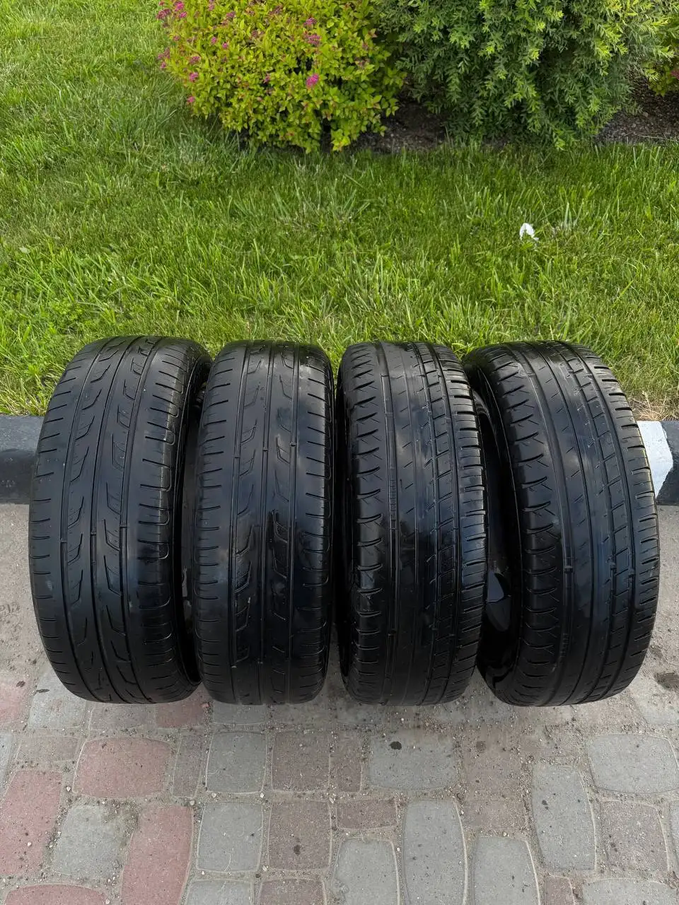 Продам зимние покрышки 195/65/15R Viatti и Cordiant - Шины, диски и колёса (Авто) в Тольятти