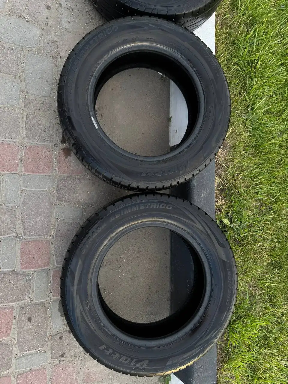 Продам зимние покрышки 195/65/15R Viatti и Cordiant - Шины, диски и колёса (Авто) в Тольятти
