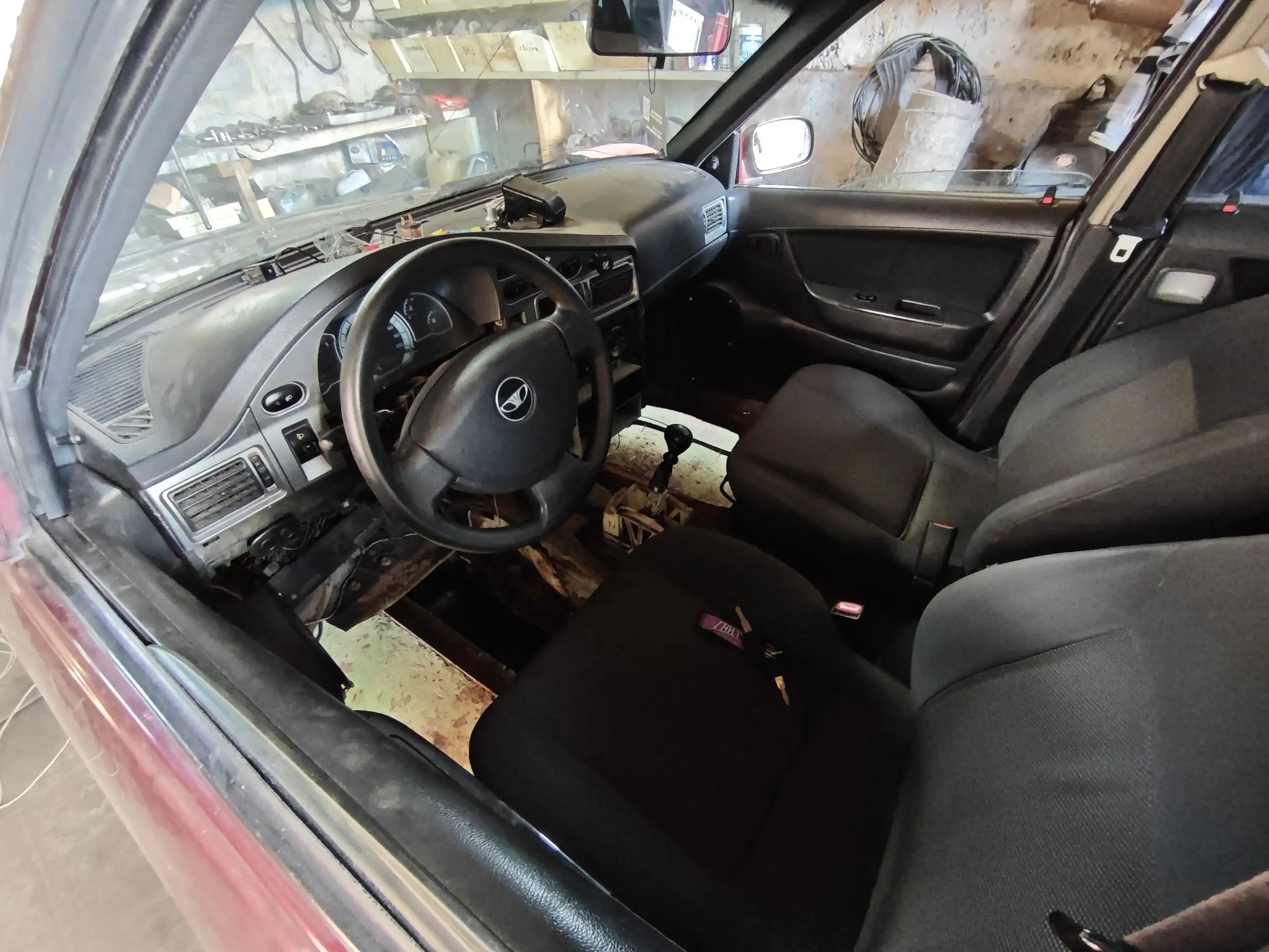 Автомобиль ниссан 30к - Легковые автомобили (Авто) в Тольятти