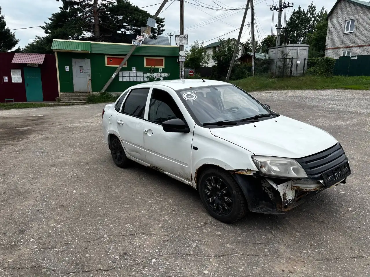 Продам Ладу Калину/Приору 2015 - Легковые автомобили (Авто) в Тольятти