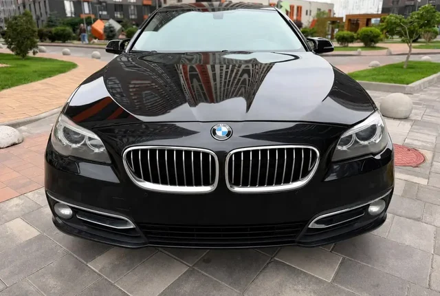 BMW 528i xDrive F10 LCI, 2015 г. - Легковые автомобили в Тольятти