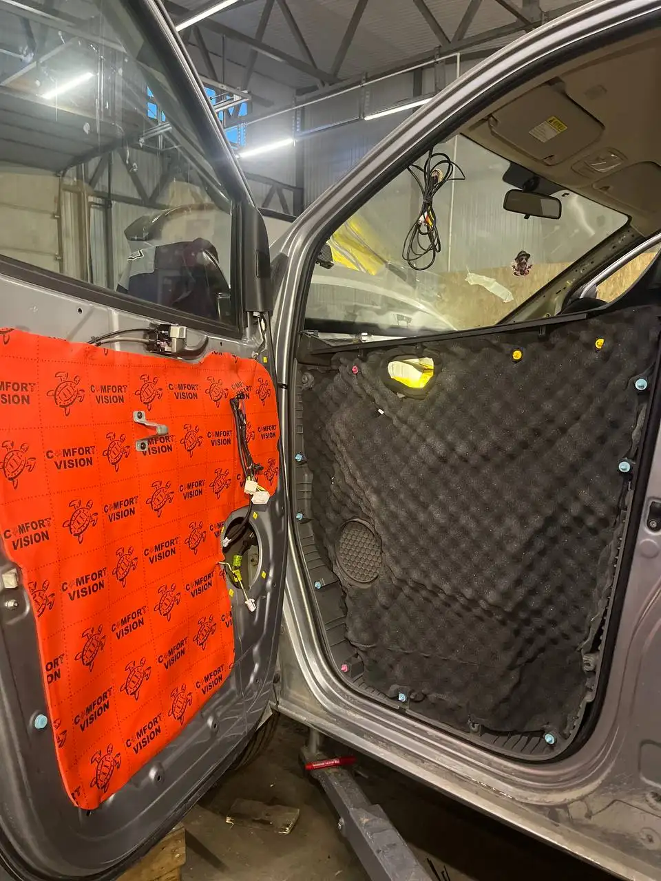 Услуги шумоизоляции авто и установки автозвука - Автосервис (Услуги) в Тольятти
