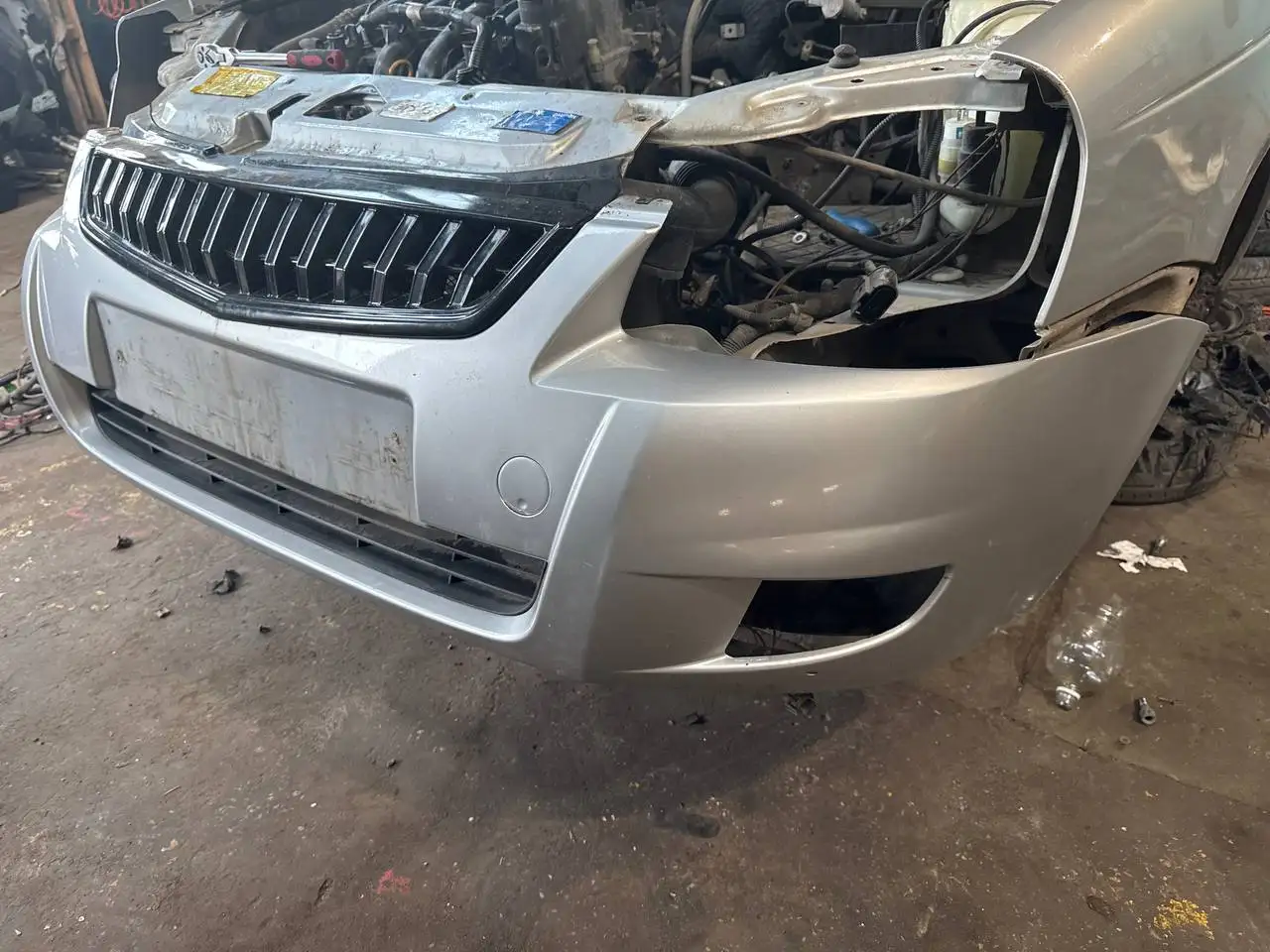 Бампер заводской Приора 2 Снежка - Кузовные детали (Авто) в Тольятти