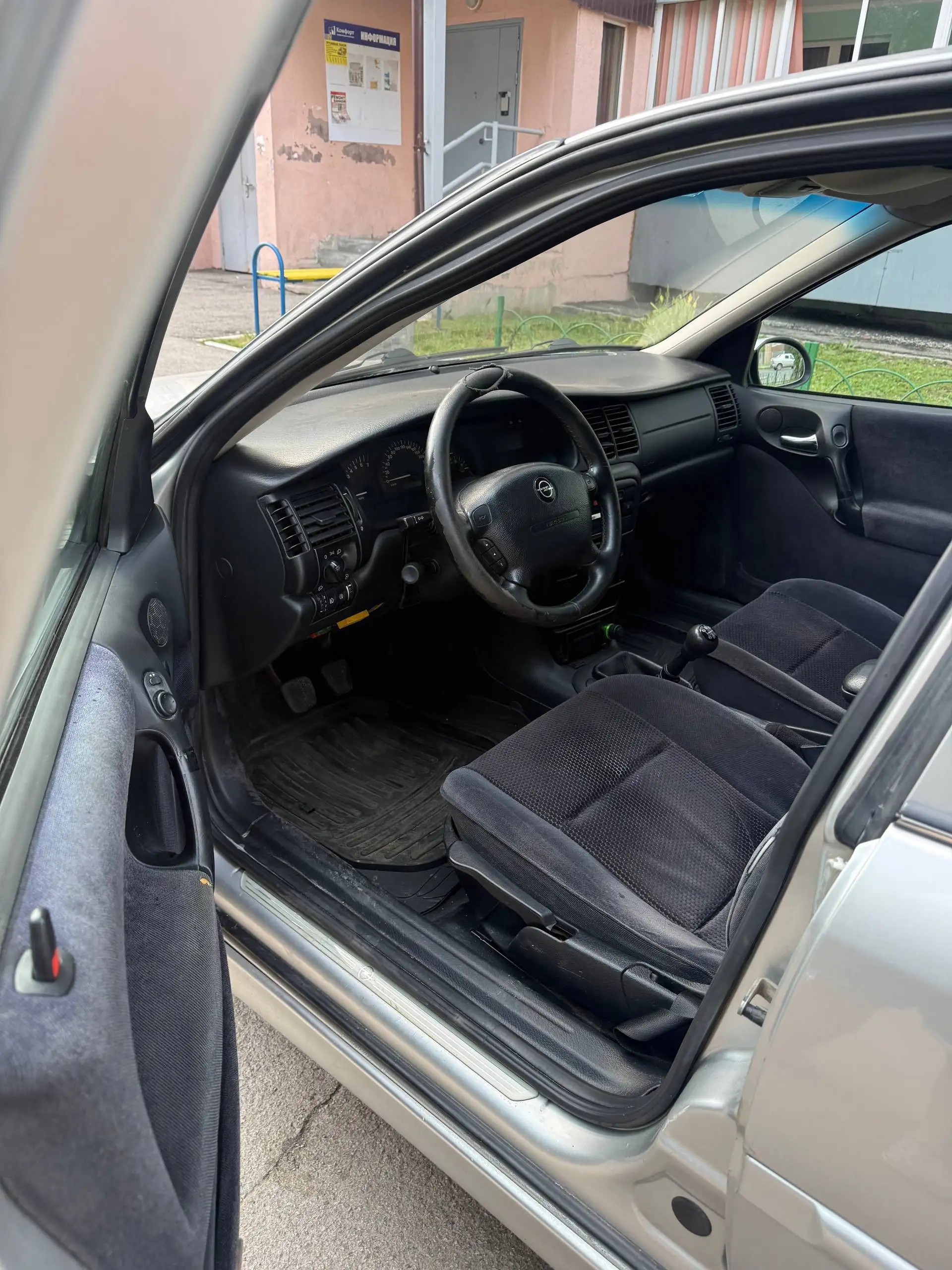 Opel Vectra B 2000 года 2.0 - Легковые автомобили (Авто) в Тольятти